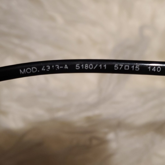 Women's Versace sunglasses - Picture 4 of 4